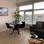 Van Dijk Apartments